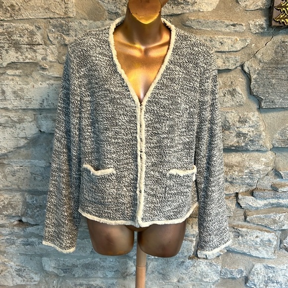 Black and Cream jacket - Picture 1 of 10